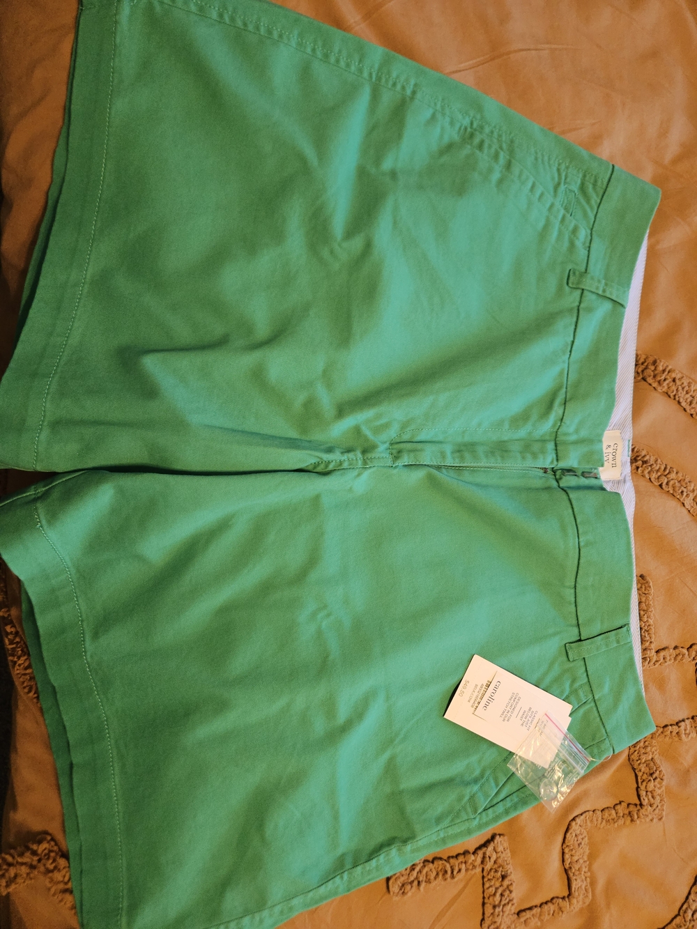 NWT Crown & Ivy Green Chino Shorts
